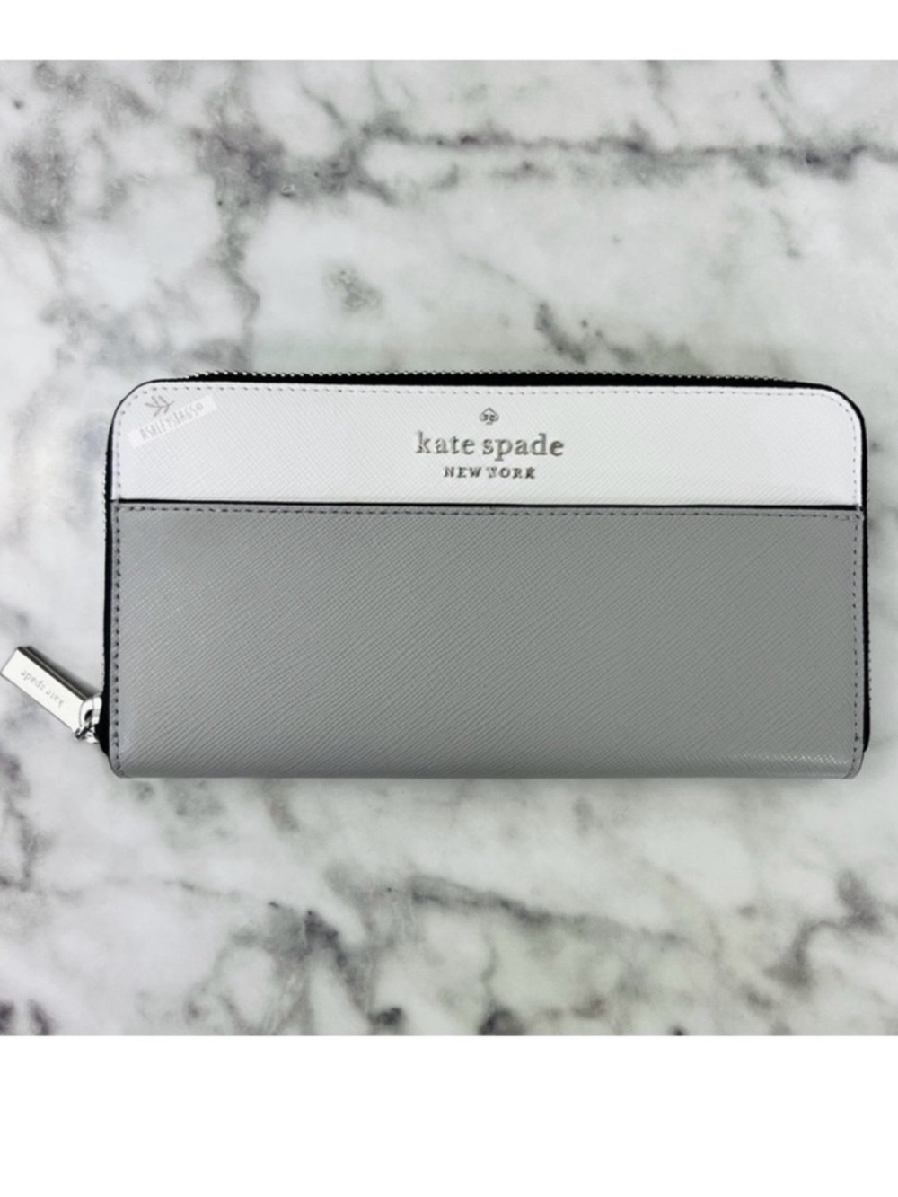 kate spade Two-Tone Gray and White Zip Wallet